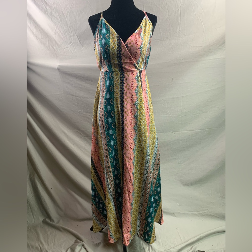 Boho Floral & Geo Print Backless Wrap Split Thigh Dress. - Picture 8 of 12